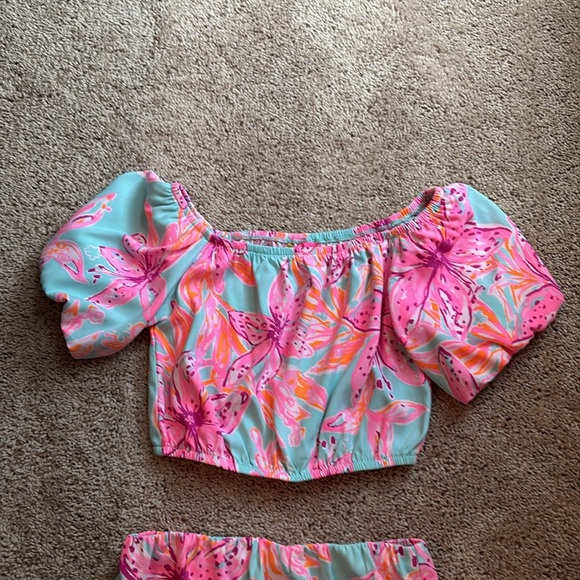 Lilly Pulitzer Set - Picture 3 of 4